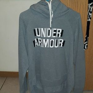 Women's Under Armour Sweatshirt